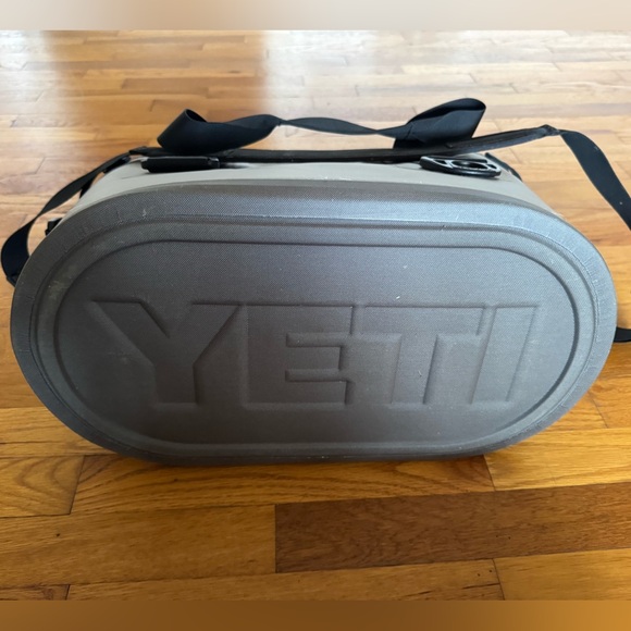 Yeti Softside Cooler - Picture 4 of 4